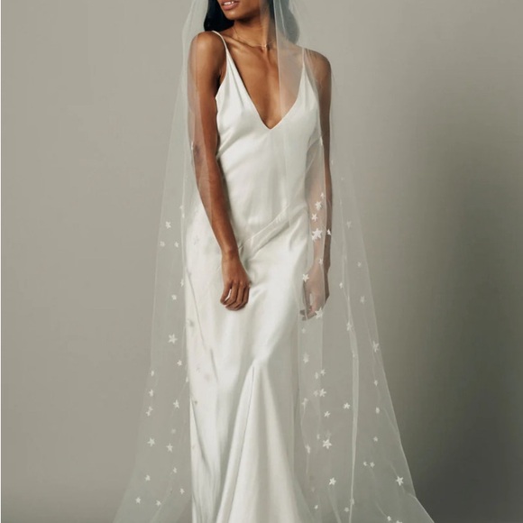 Bespoke Ofrenda Celestial Star beaded cathedral veil - Picture 2 of 4